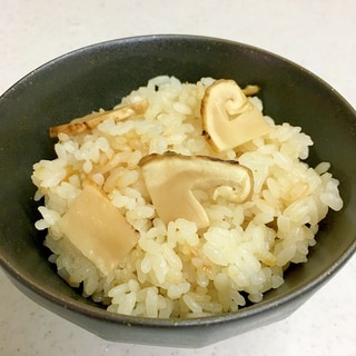 カナダ産でお手軽！松茸ごはん